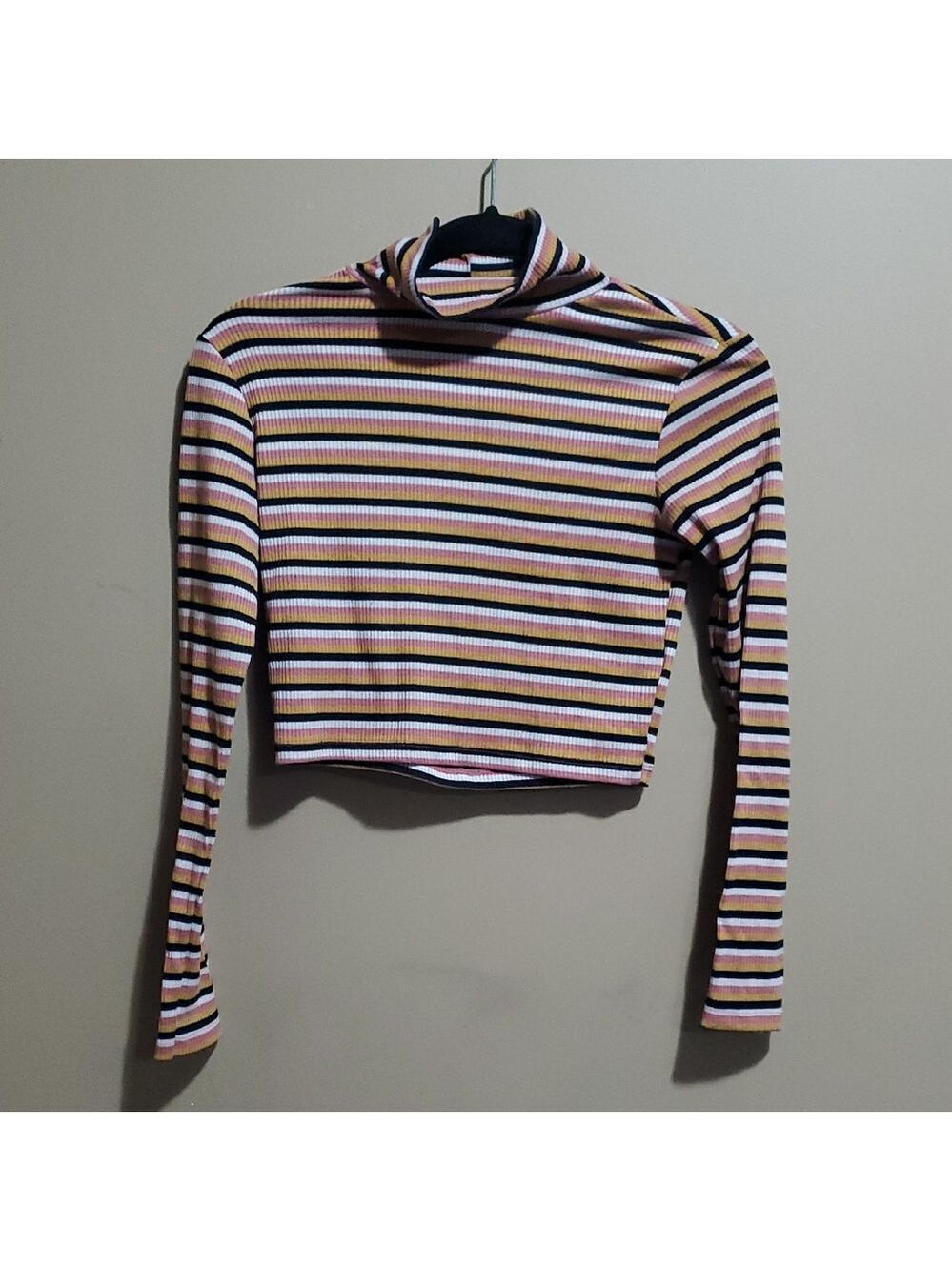 Divided Striped Long Sleeve Cropped Turtleneck Top Size Small